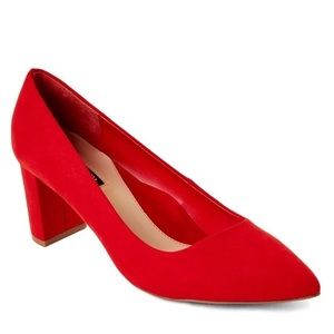 ISAAC MIZRAHI Coral Red Pointed Toe Pumps Sz 6M